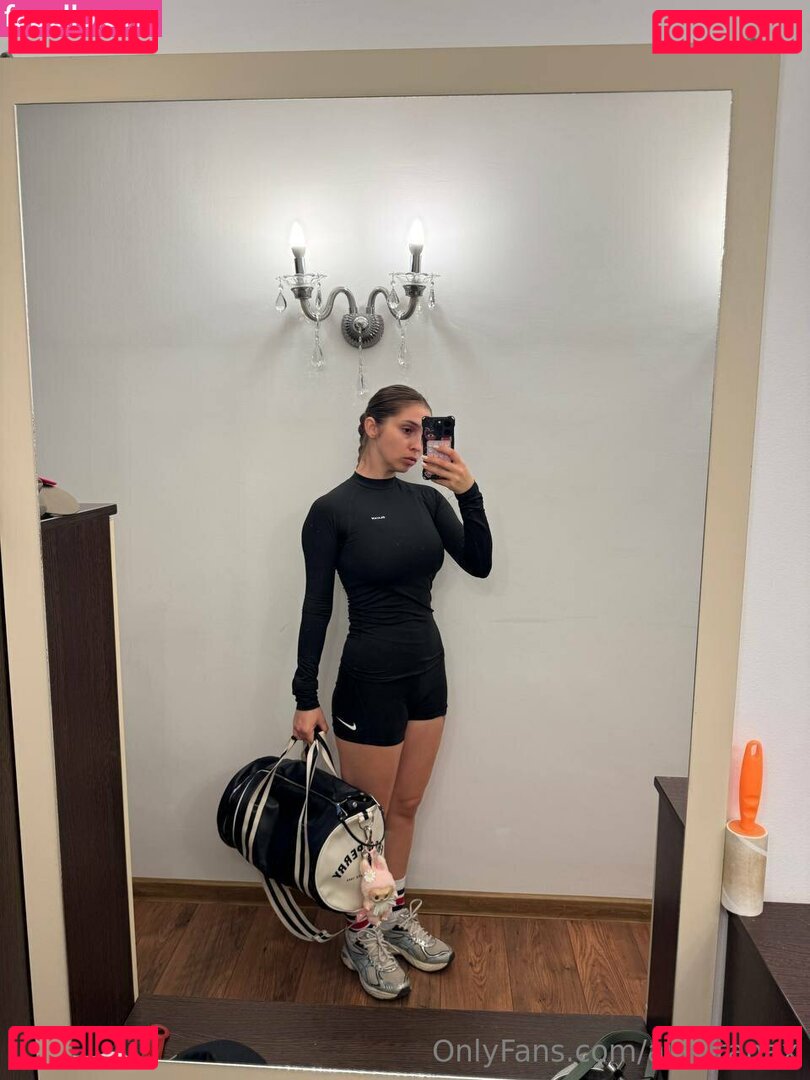 aisultanax / aisultanaxx Nude Onlyfans Photo 40