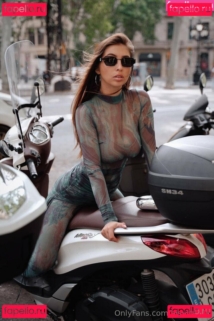 aisultanax / aisultanaxx Nude Onlyfans Photo 21