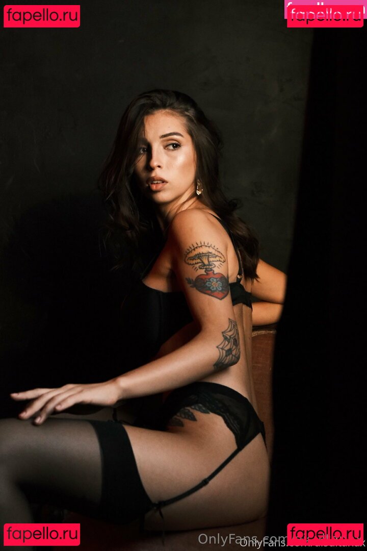 aisultanax / aisultanaxx Nude Onlyfans Photo 18