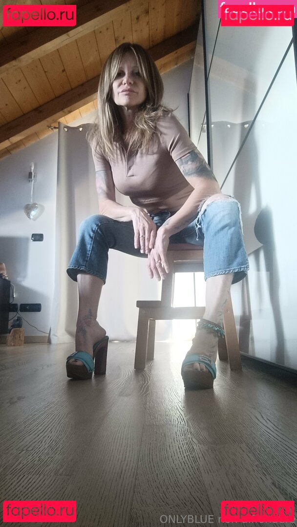 onlybluefeet Nude Onlyfans Photo 23
