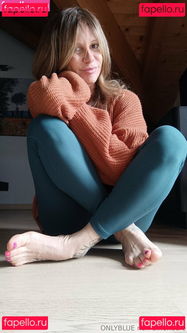 onlybluefeet Nude Onlyfans Photo 8