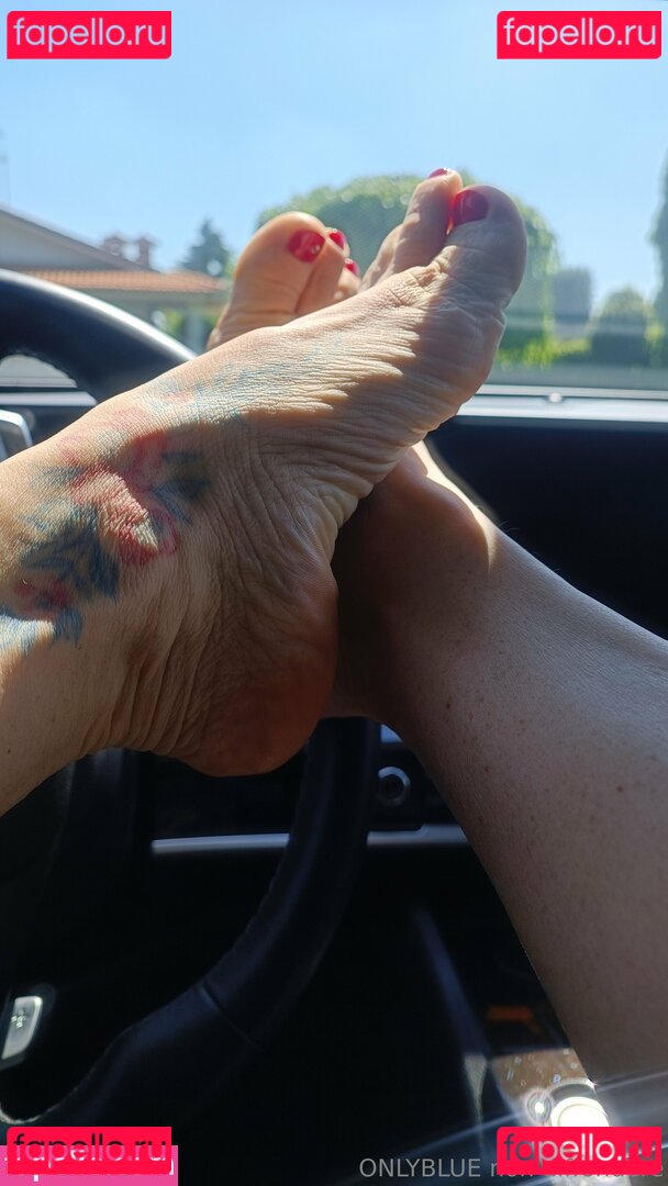 onlybluefeet Nude Onlyfans Photo 3