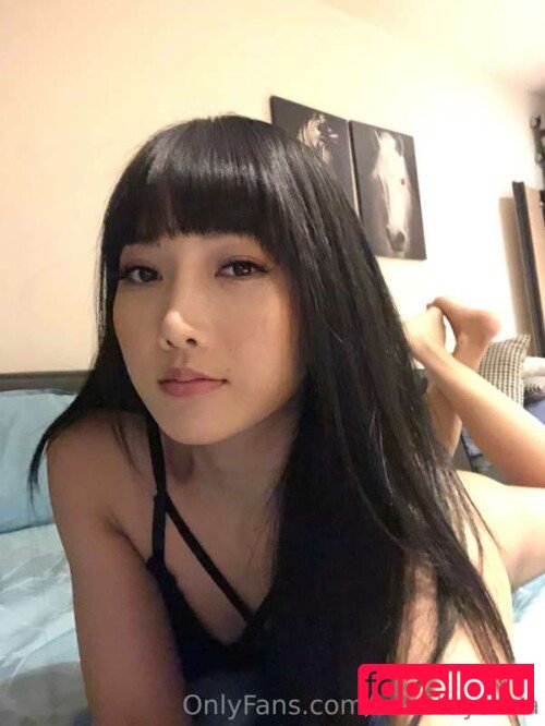 katiesirilak Nude Onlyfans Photo 5
