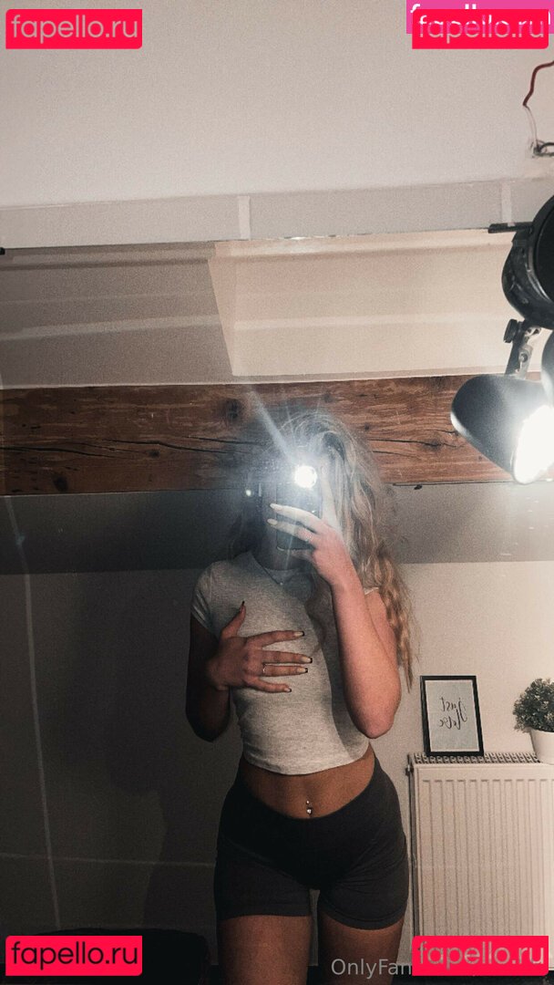 avabamby / avabbi / zzarabby Nude Onlyfans Photo 12