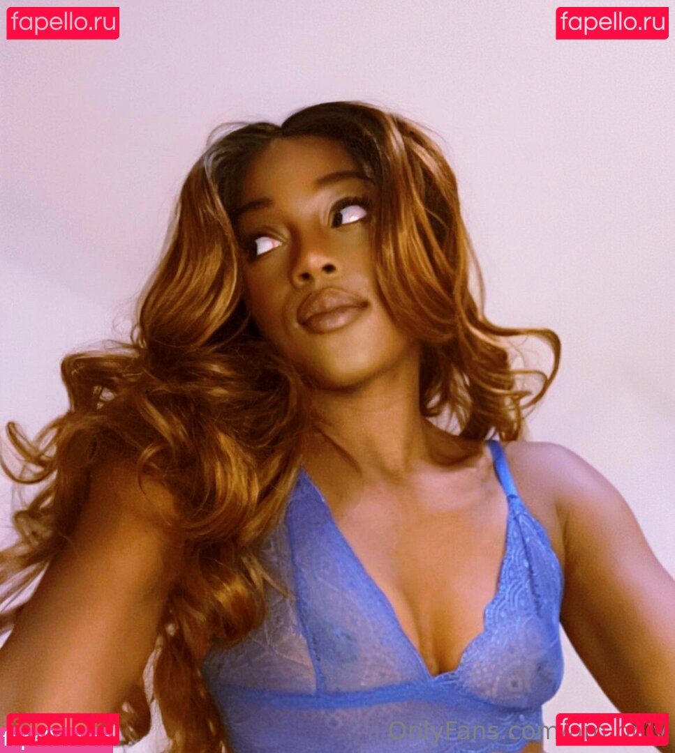 am.only / amonly Onlyfans Photo Gallery 