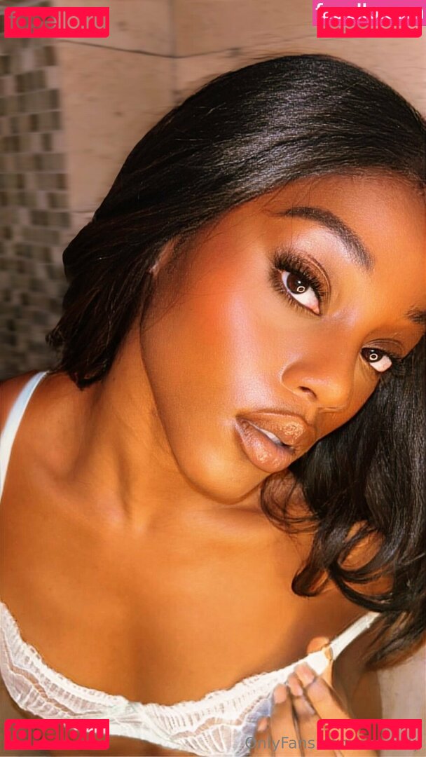 am.only / amonly Onlyfans Photo Gallery 