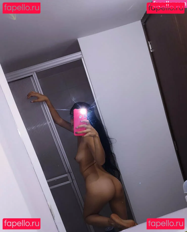 angieefeet Onlyfans Photo Gallery 