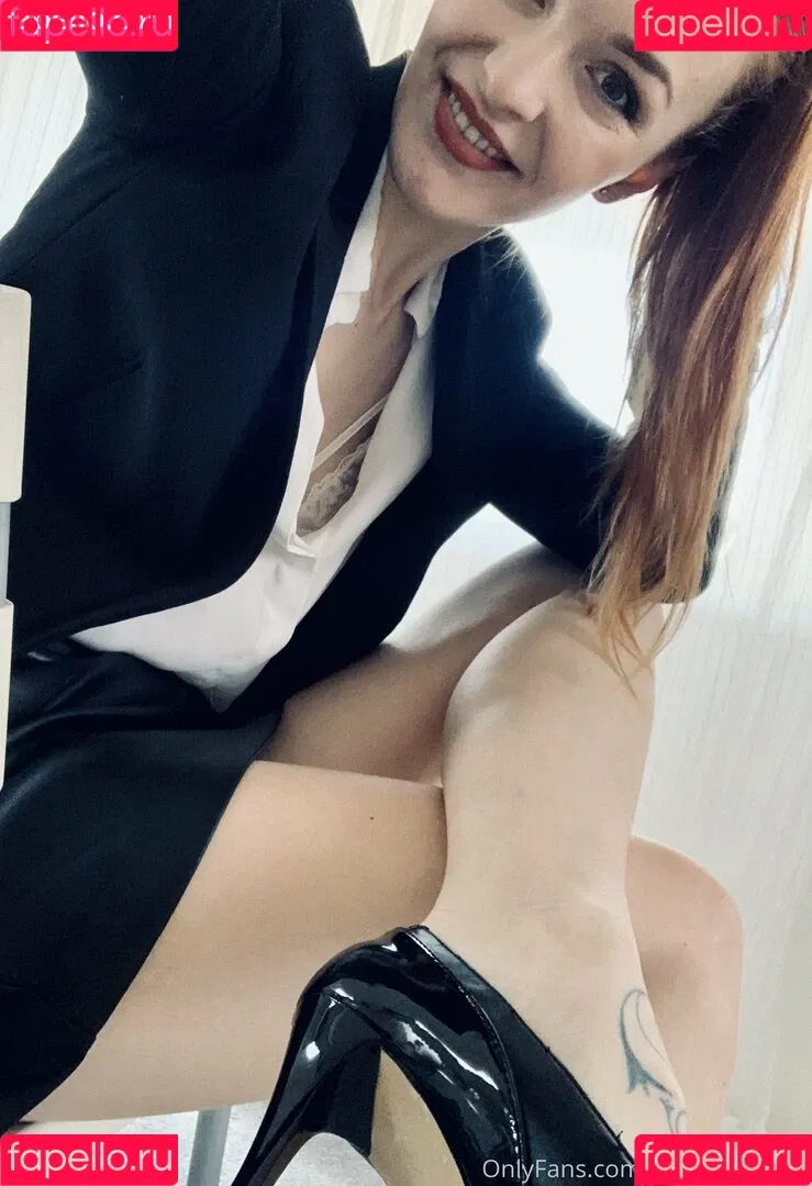 Belle Claire Onlyfans Photo Gallery 