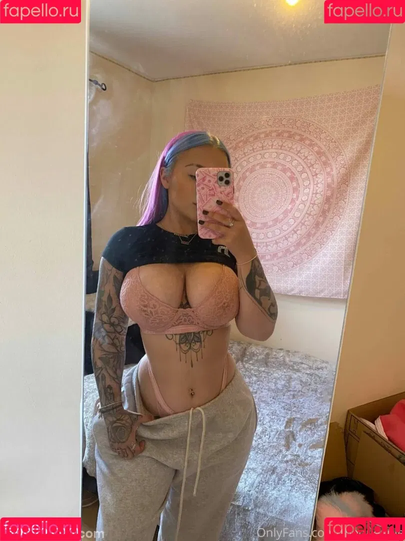 Thequeenie Onlyfans Photo Gallery 