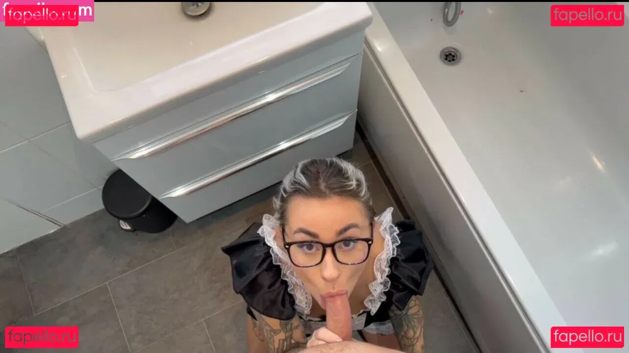 Thequeenie Onlyfans Photo Gallery 