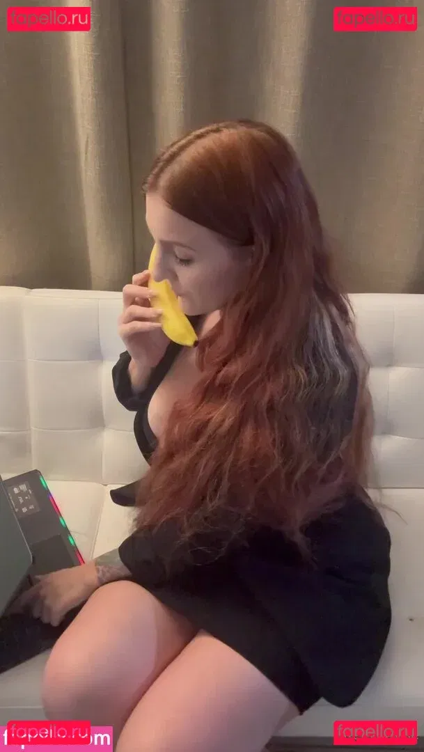 kellypayne Onlyfans Photo Gallery 