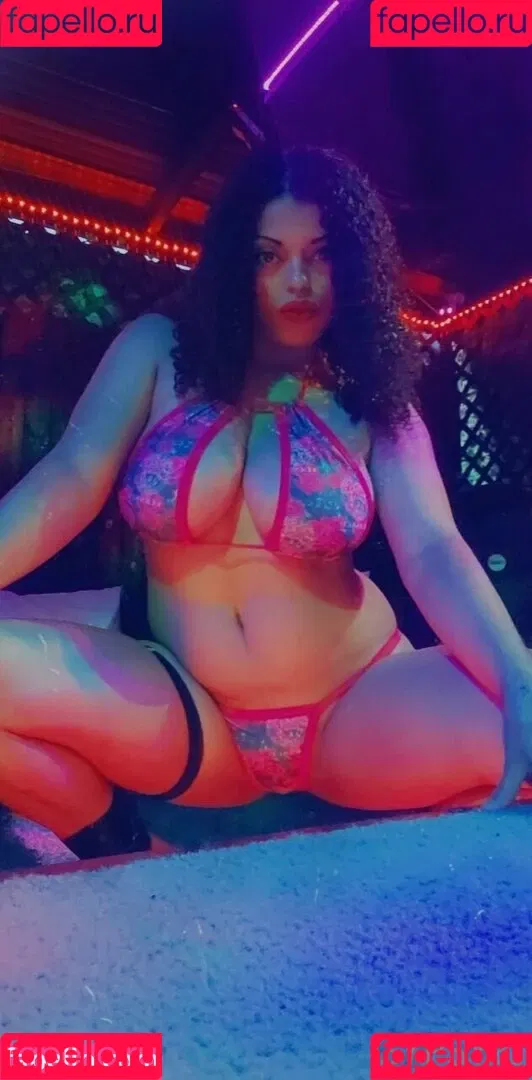 aligurlgypsy212 Onlyfans Photo Gallery 