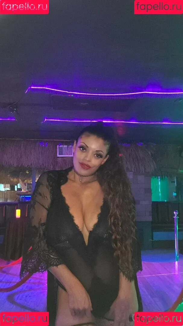 aligurlgypsy212 Onlyfans Photo Gallery 