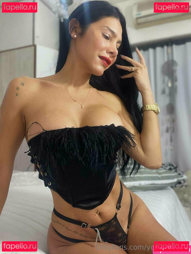 y0urs0fia / your.sofia.ts Onlyfans Photo Gallery 