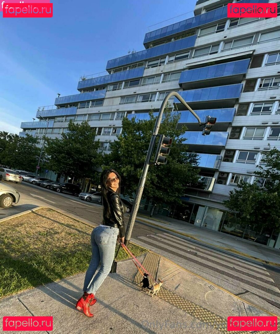 y0urs0fia / your.sofia.ts Onlyfans Photo Gallery 