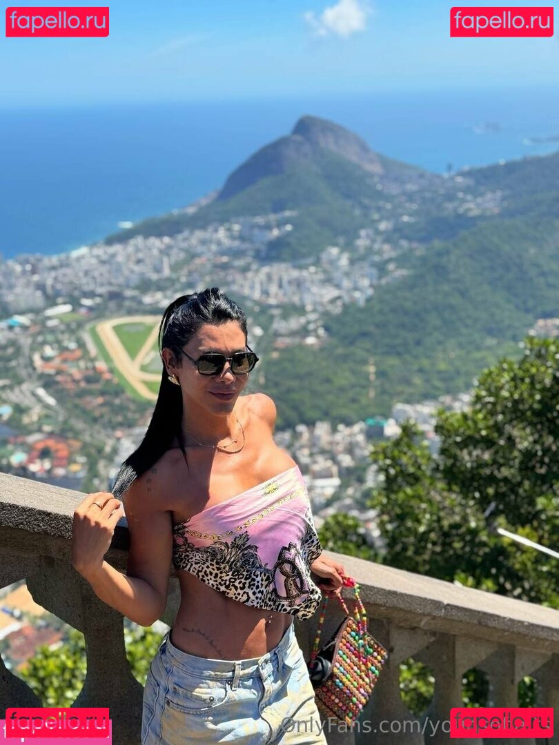 y0urs0fia / your.sofia.ts Onlyfans Photo Gallery 