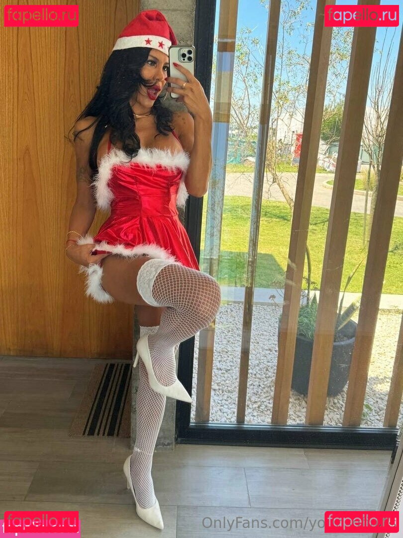 y0urs0fia / your.sofia.ts Onlyfans Photo Gallery 