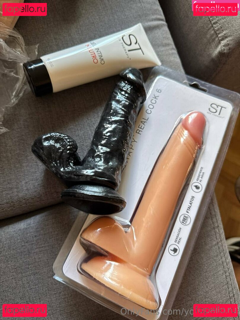 y0urs0fia / your.sofia.ts Onlyfans Photo Gallery 