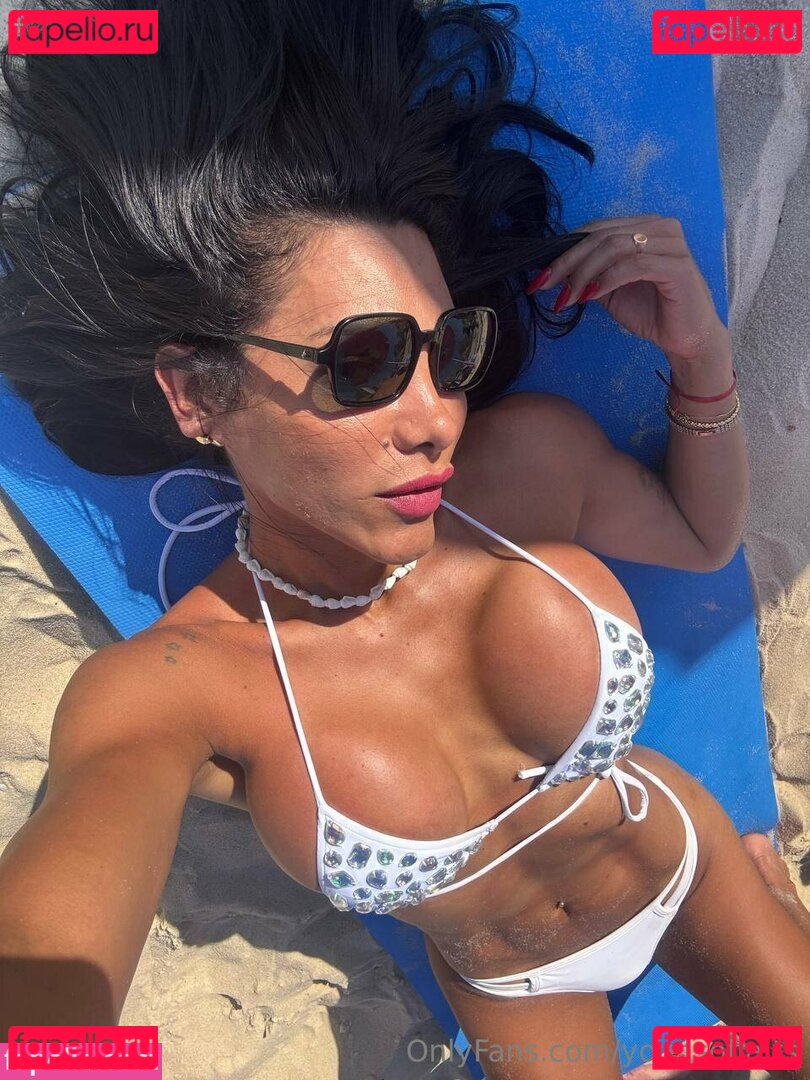 y0urs0fia / your.sofia.ts Onlyfans Photo Gallery 