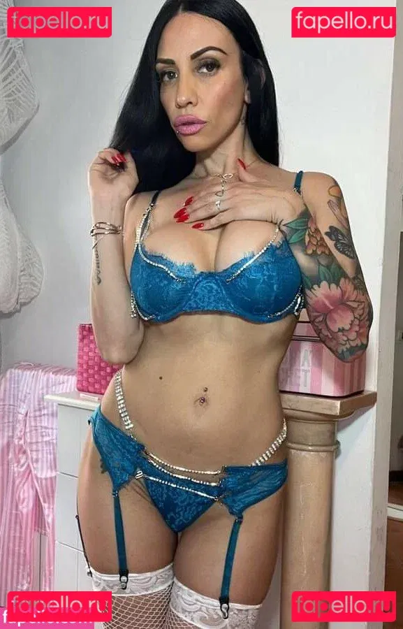 Giulia Diamond Onlyfans Photo Gallery 