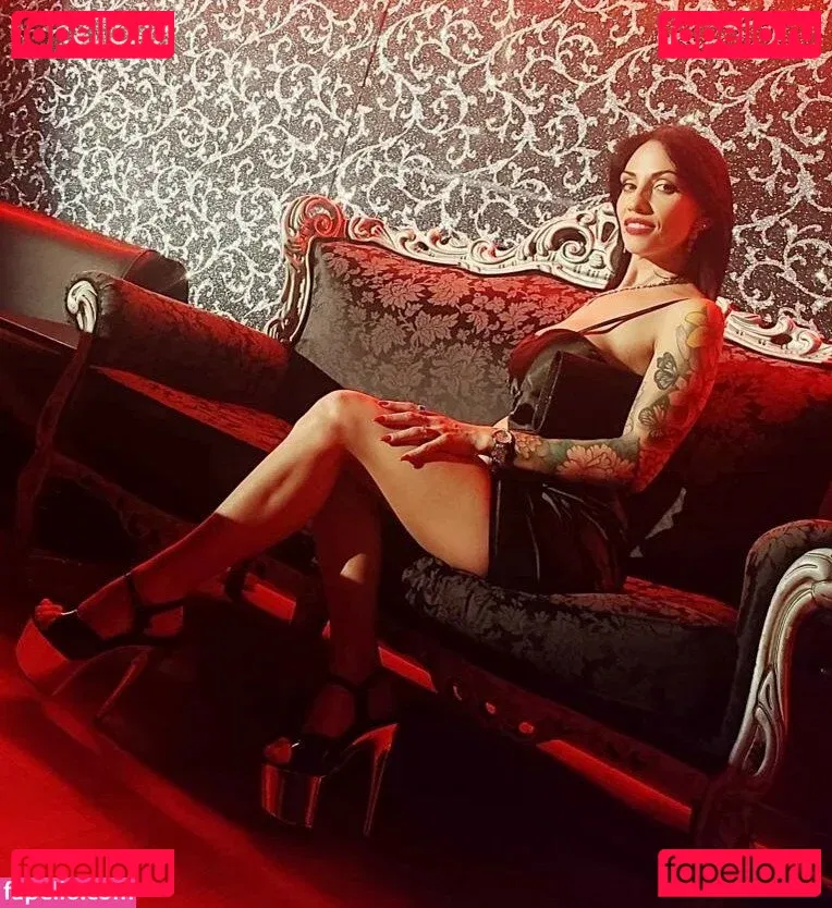 Giulia Diamond Onlyfans Photo Gallery 