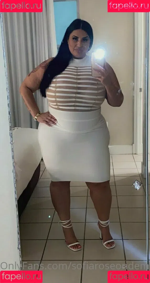 sofiaroseondemand Onlyfans Photo Gallery 