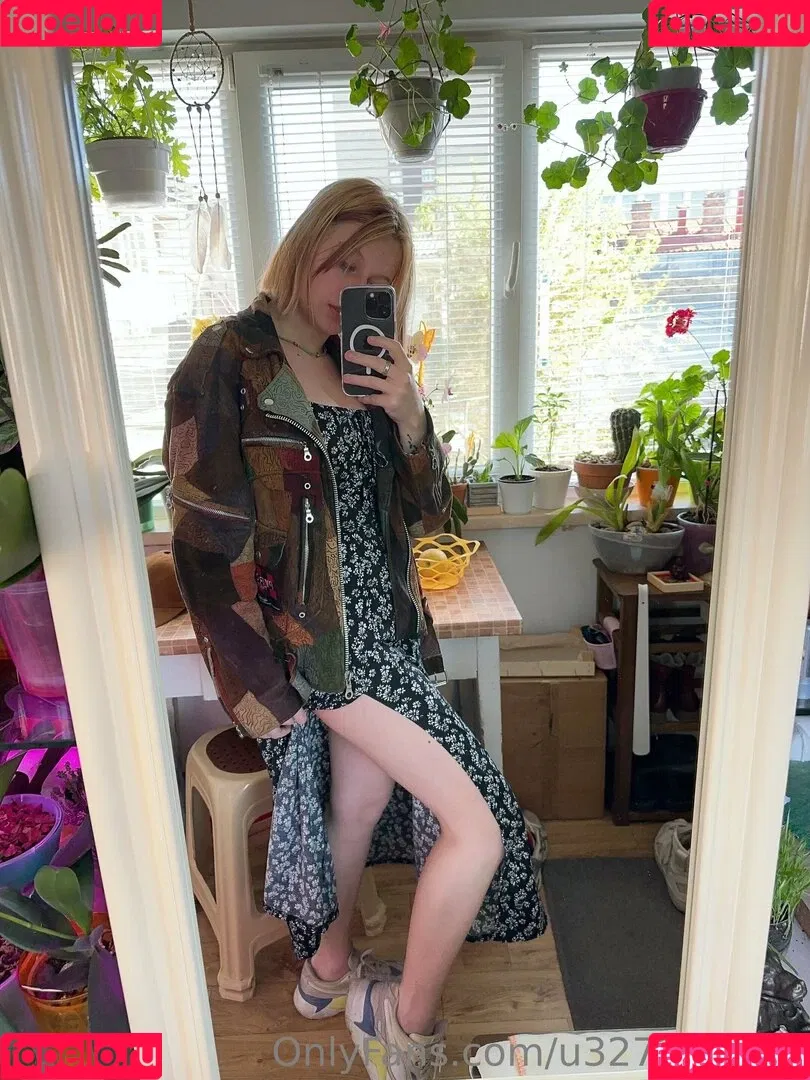 lillie_france Onlyfans Photo Gallery 