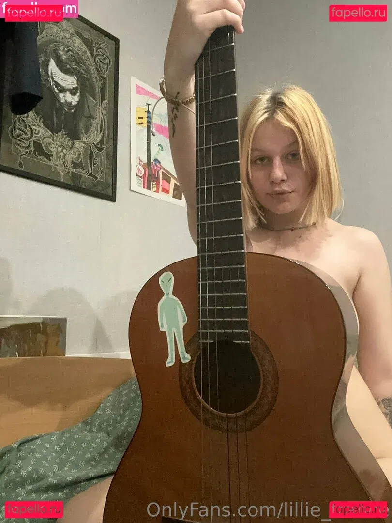 lillie_france Onlyfans Photo Gallery 