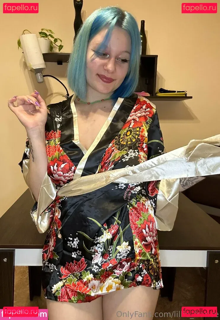 lillie_france Onlyfans Photo Gallery 