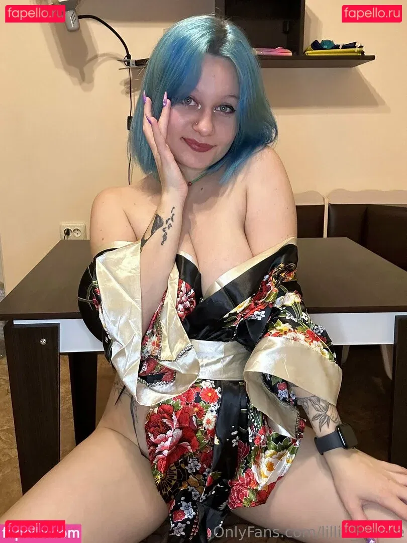 lillie_france Onlyfans Photo Gallery 