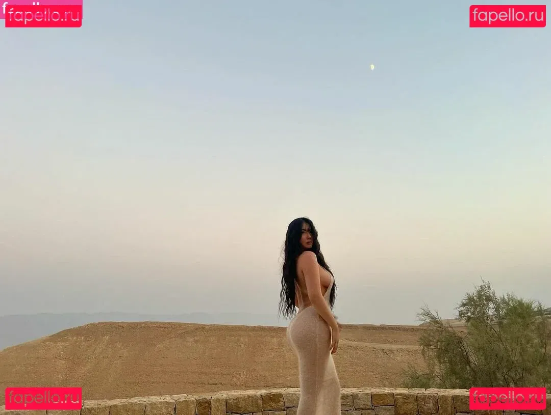 Esther Ng Onlyfans Photo Gallery 