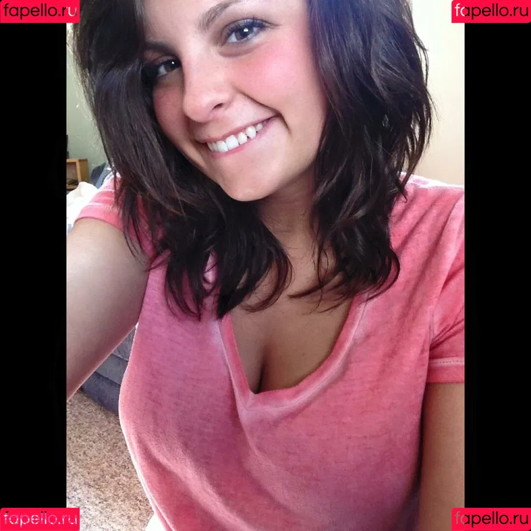 Kasey Madrazo Onlyfans Photo Gallery 