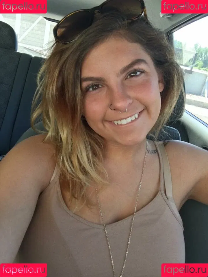 Kasey Madrazo Onlyfans Photo Gallery 
