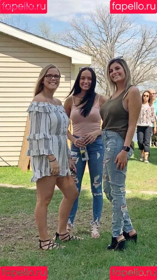 Kasey Madrazo Onlyfans Photo Gallery 