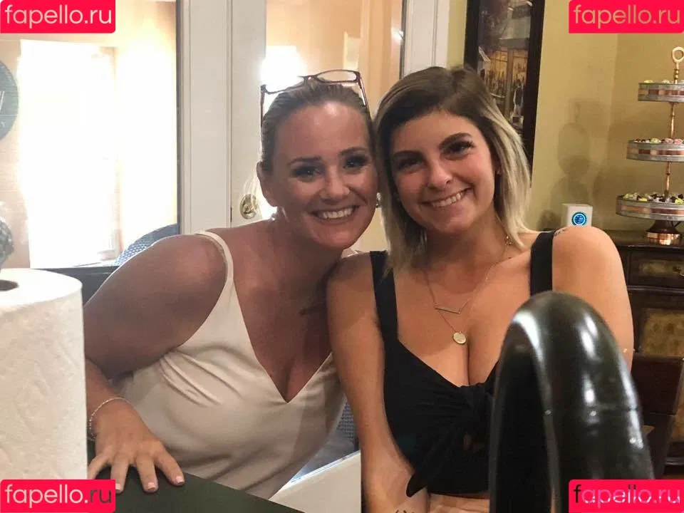 Kasey Madrazo Onlyfans Photo Gallery 