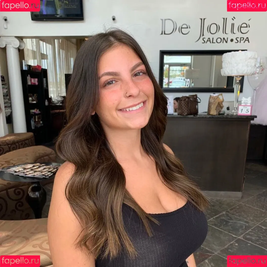Kasey Madrazo Onlyfans Photo Gallery 