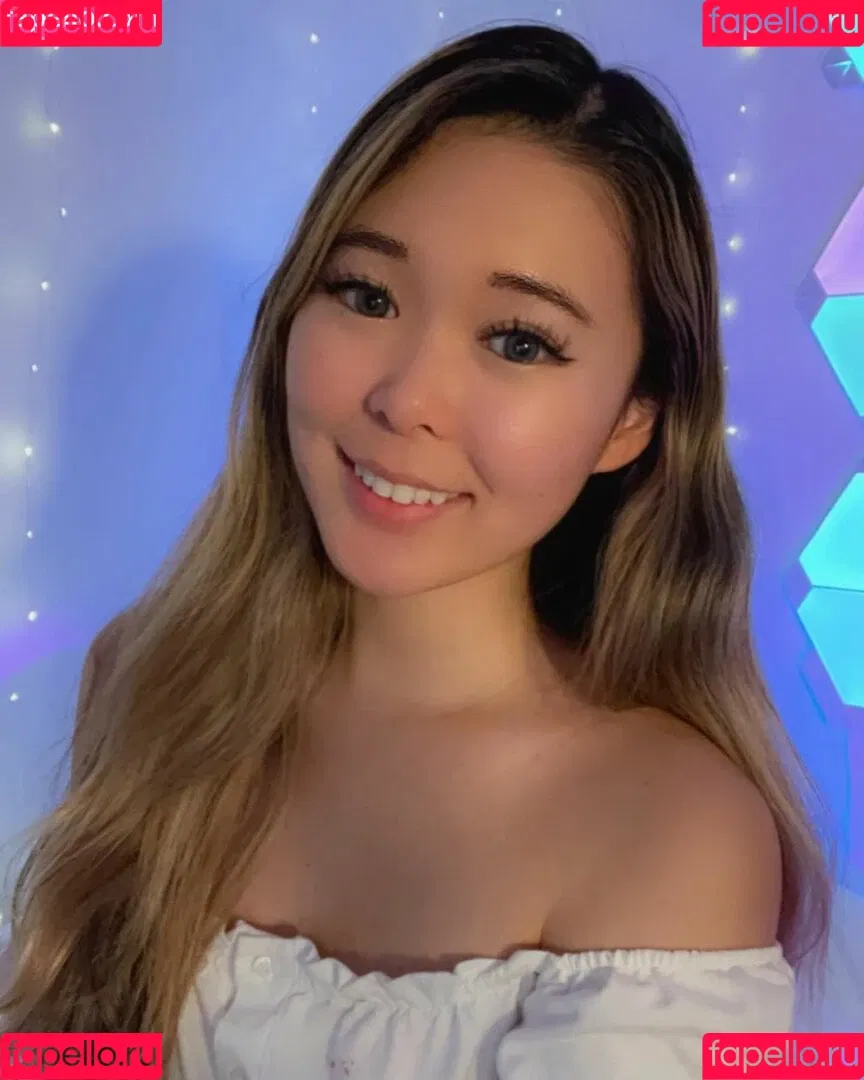 ExtraEmily Onlyfans Photo Gallery 