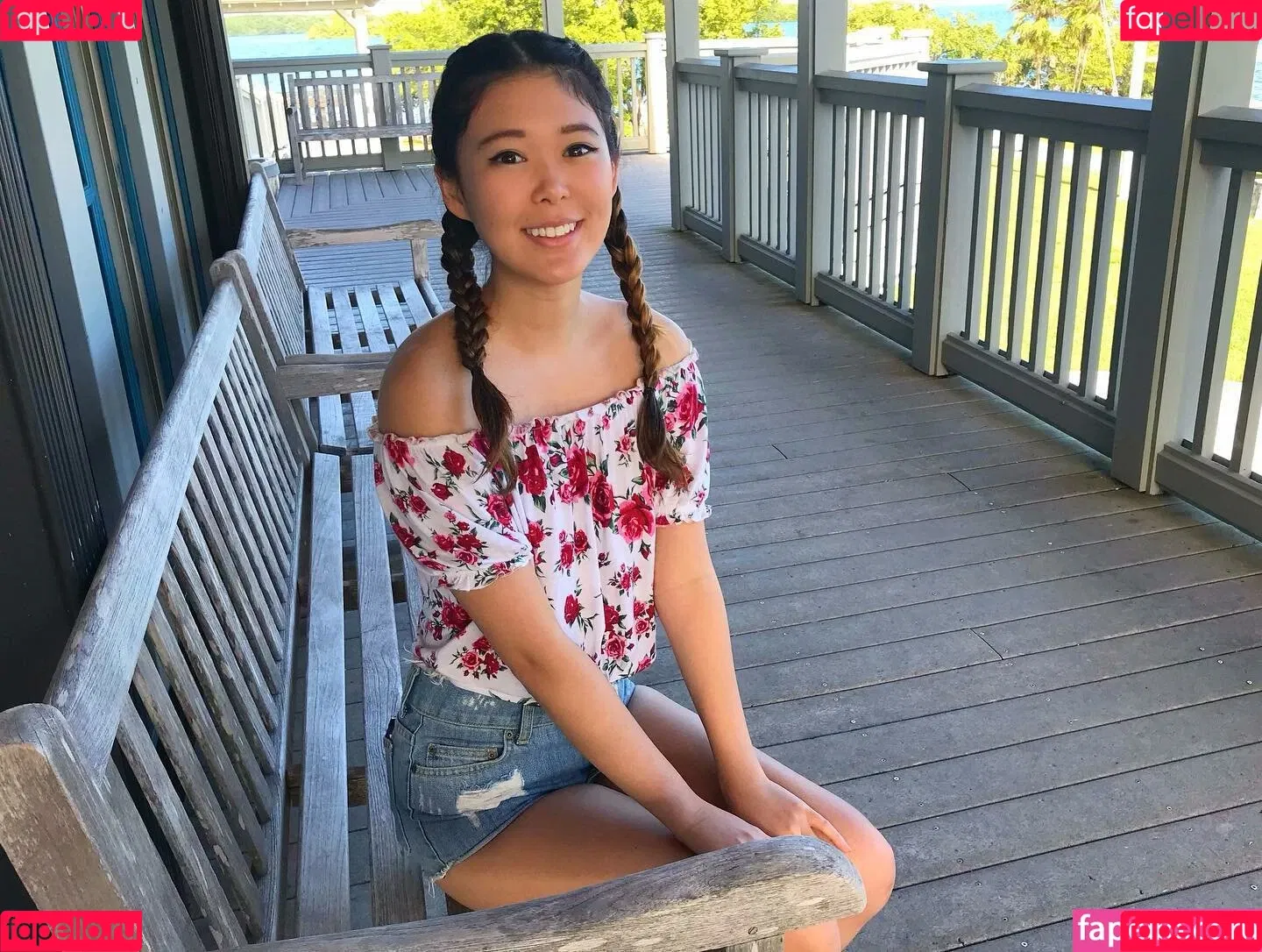 ExtraEmily Onlyfans Photo Gallery 