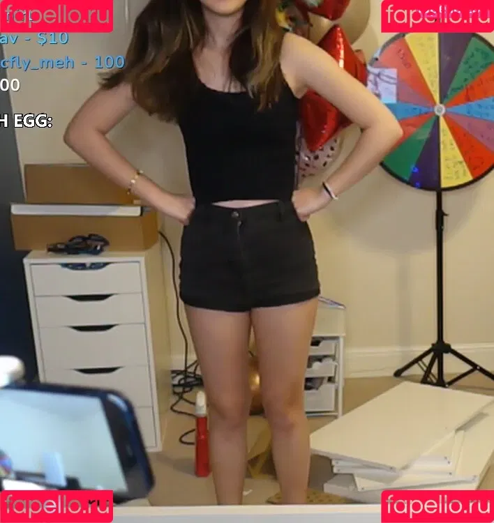 ExtraEmily Onlyfans Photo Gallery 