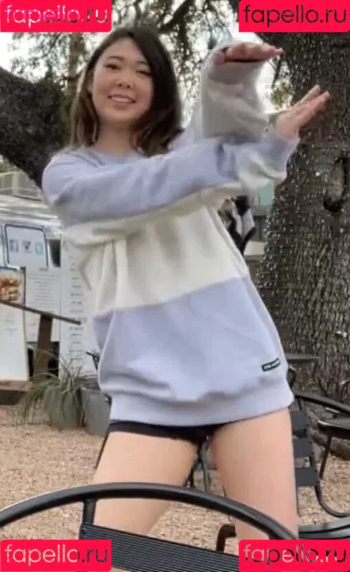 ExtraEmily Onlyfans Photo Gallery 