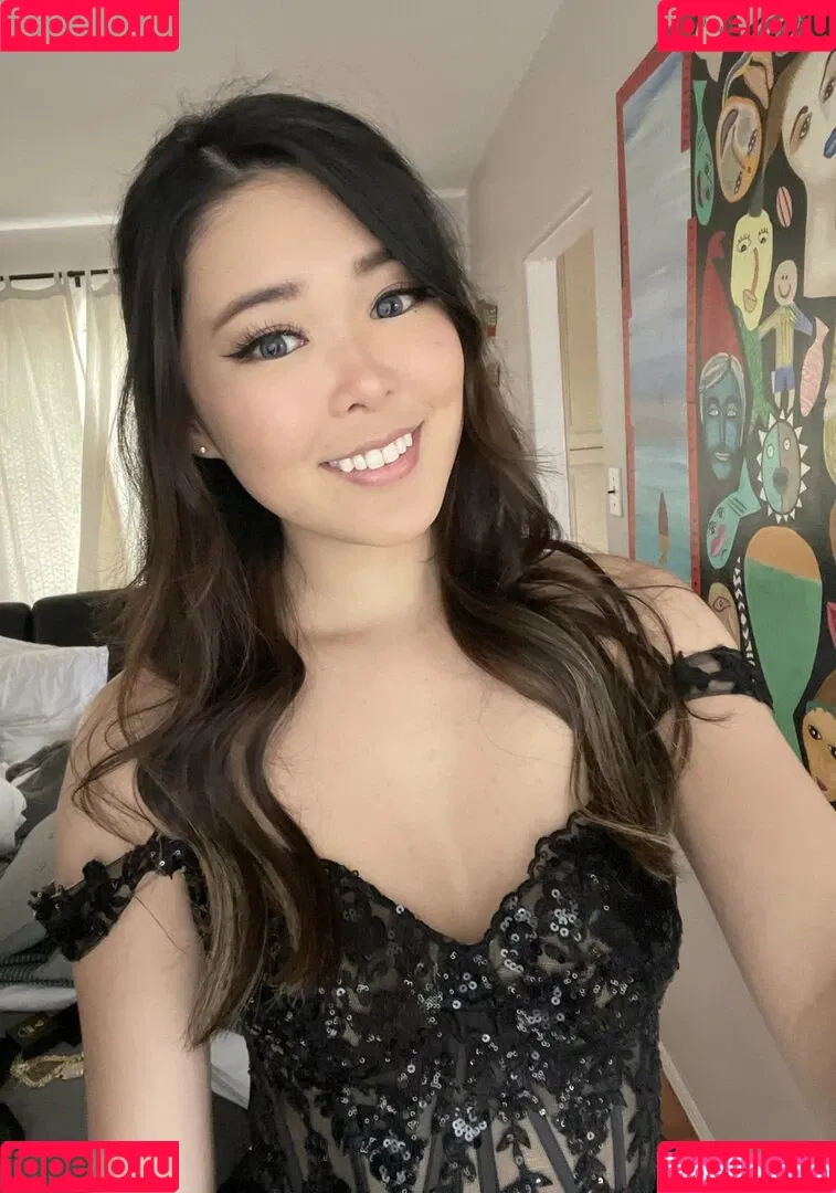 ExtraEmily Onlyfans Photo Gallery 