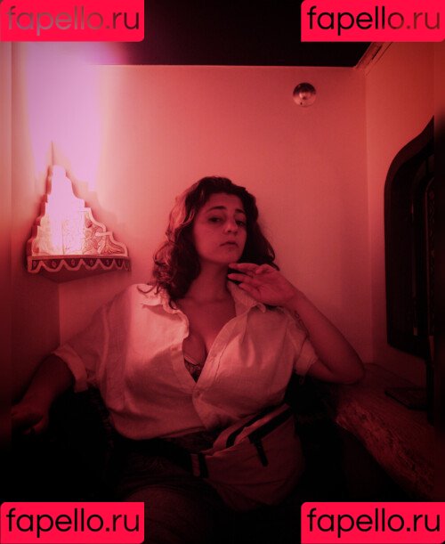 adeinwonderland Onlyfans Photo Gallery 