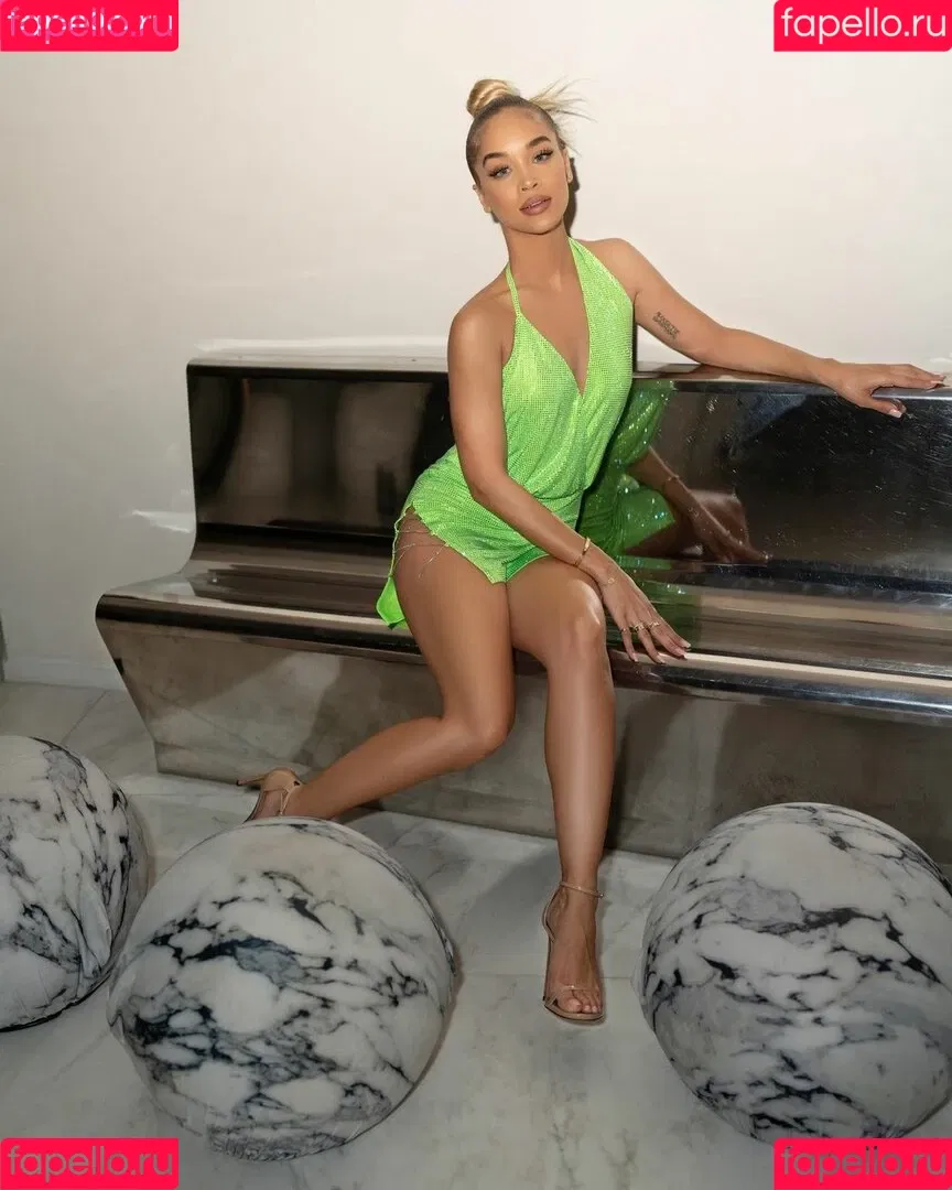Jasmine Sanders Onlyfans Photo Gallery 