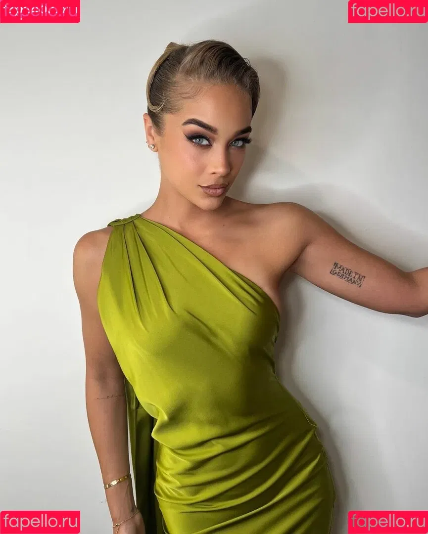Jasmine Sanders Onlyfans Photo Gallery 