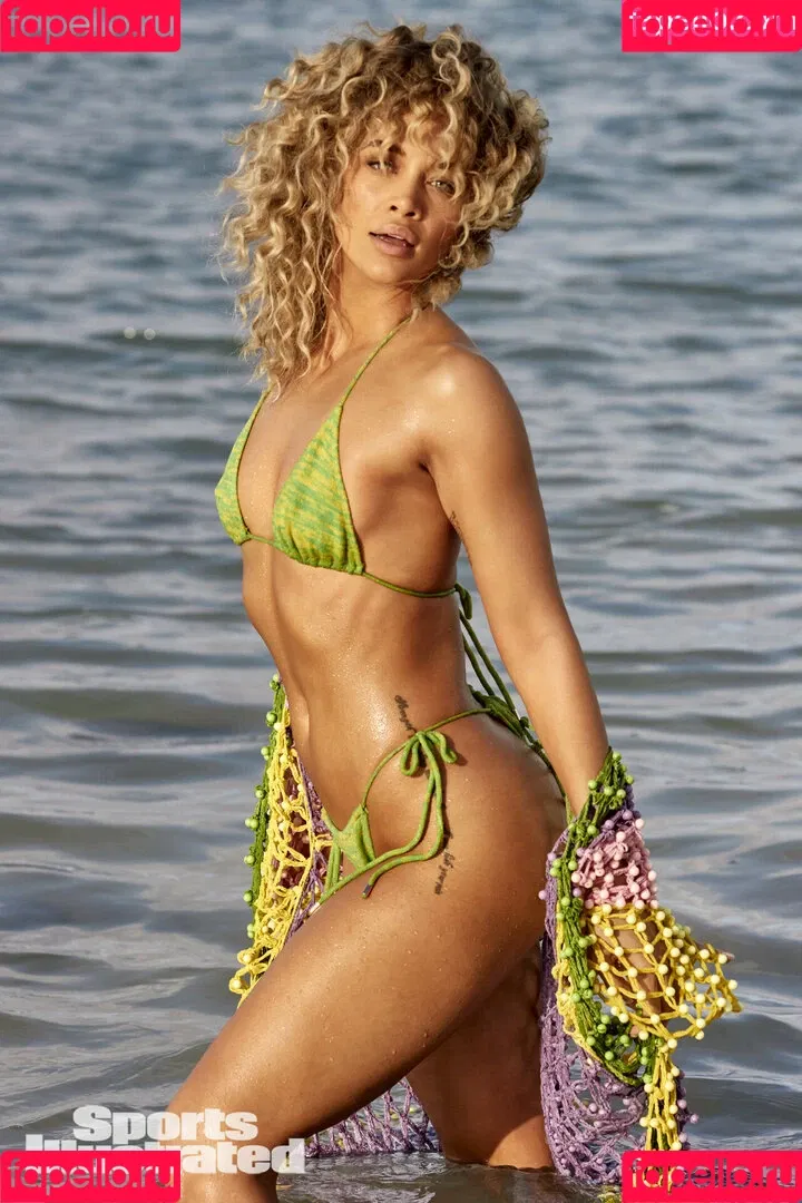 Jasmine Sanders Onlyfans Photo Gallery 