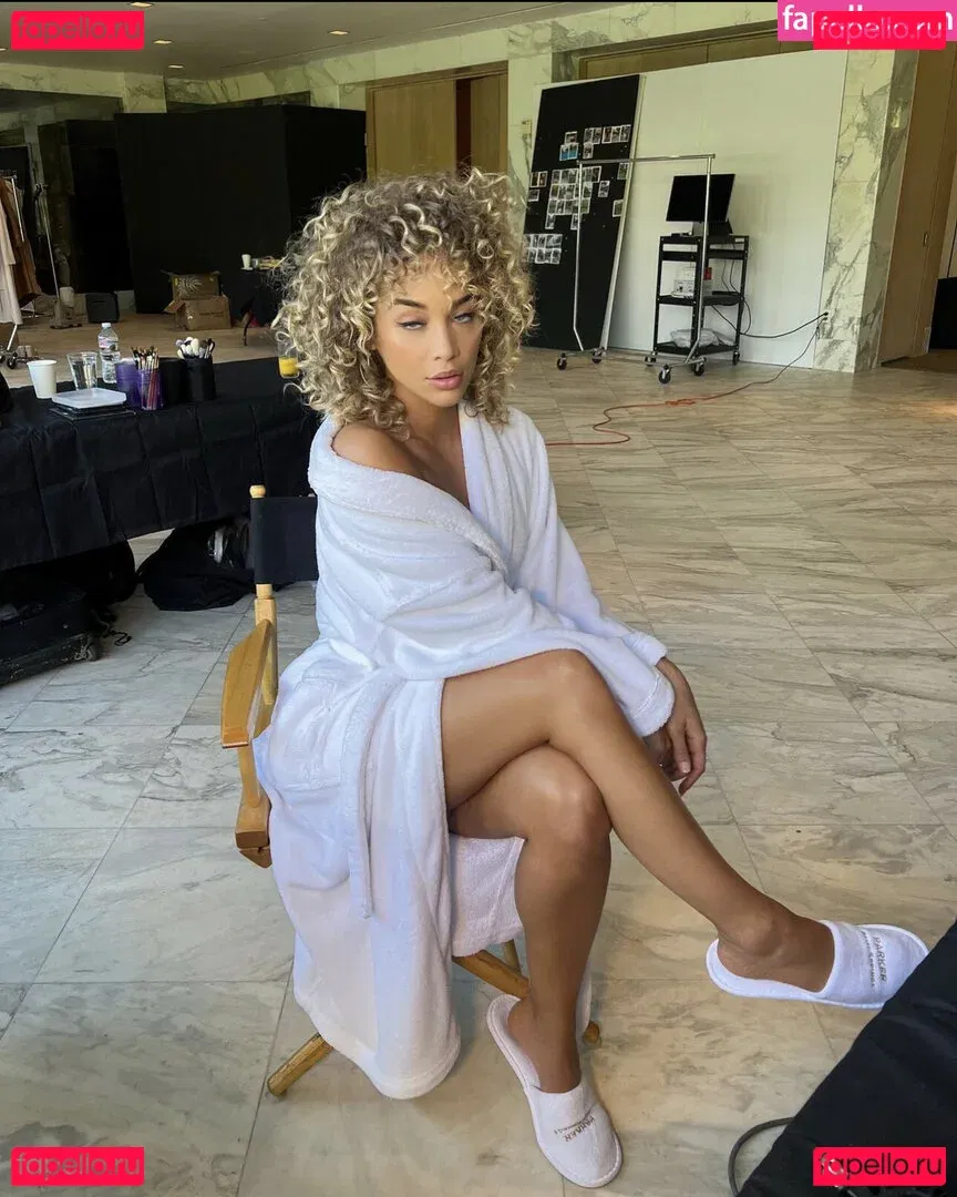 Jasmine Sanders Onlyfans Photo Gallery 