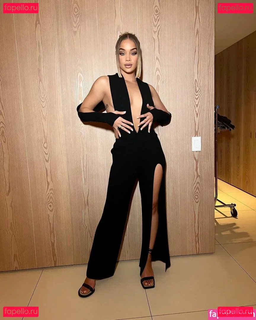 Jasmine Sanders Onlyfans Photo Gallery 