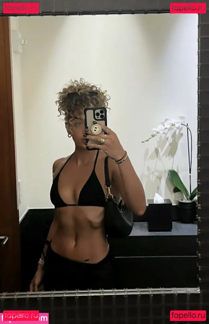 Jasmine Sanders Onlyfans Photo Gallery 