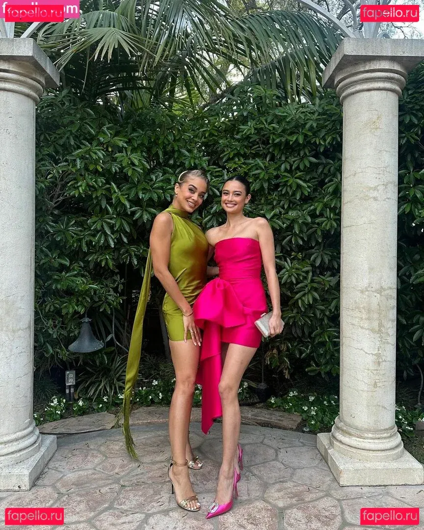 Jasmine Sanders Onlyfans Photo Gallery 