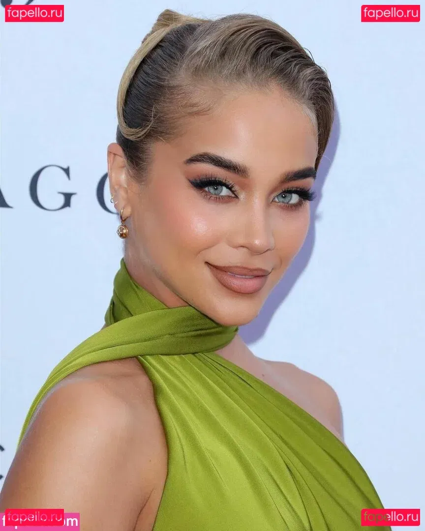 Jasmine Sanders Onlyfans Photo Gallery 